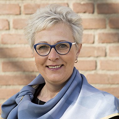 Ellen Ellen - verzorgster en uitvaartassistent